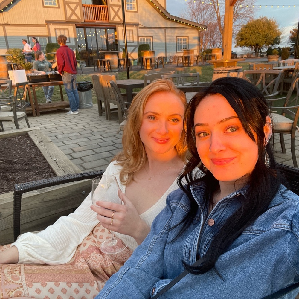 Meet your Posher, Emma